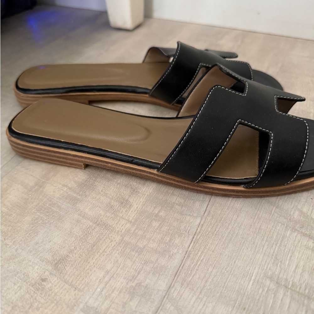 Black Slide Sandals with Wooden Sole